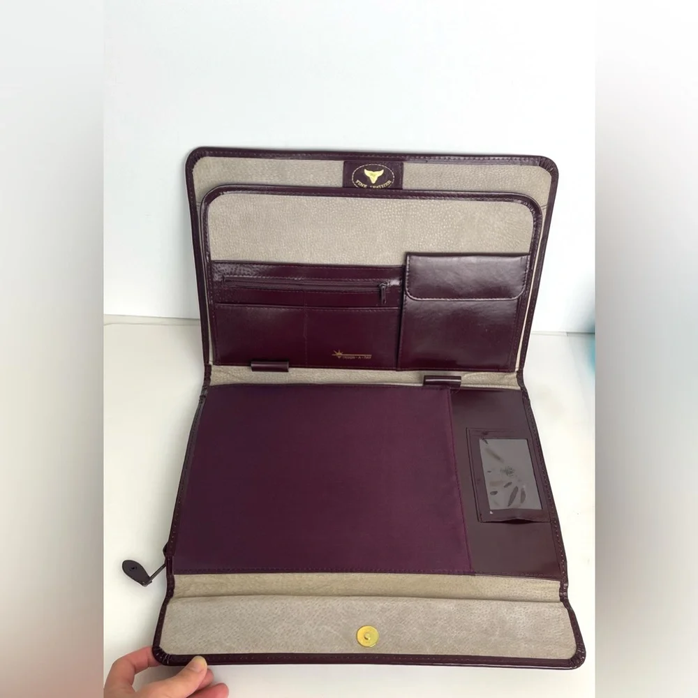 VTG Design A Day Planner Leather Brown Snap LARGE Size 14.5”Lx8.5”W
